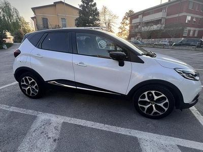 Usata Renault Captur Intens 90 CV (66 kW) 2018 Bianco SUV