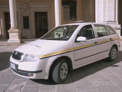 Usata Skoda Fabia 64 CV (47 kW) 2005 Utilitaria