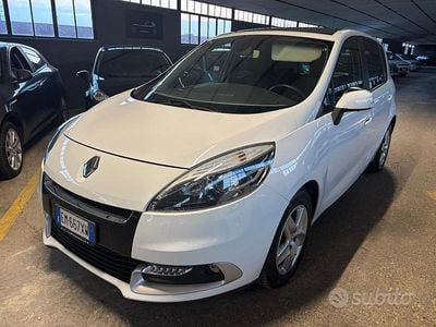 Usata Renault Scénic III Bose Edition 110 CV (80 kW) 2012 Bianco Monovolume