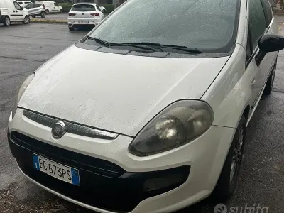 Gebraucht Fiat Punto 75 PS (55 kW) 2011 Kleinwagen
