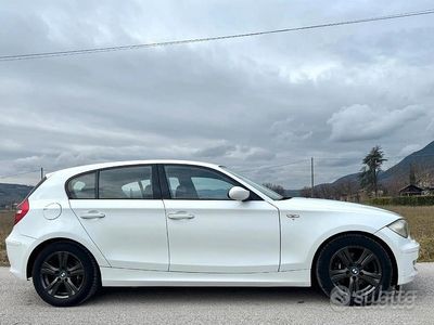 Usata BMW 118 M Sport 143 CV (105 kW) 2008 Bianco Utilitaria