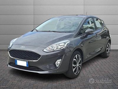 Begagnad Ford Fiesta Titanium 86 HK (63 kW) 2018 Grå Halvkombi