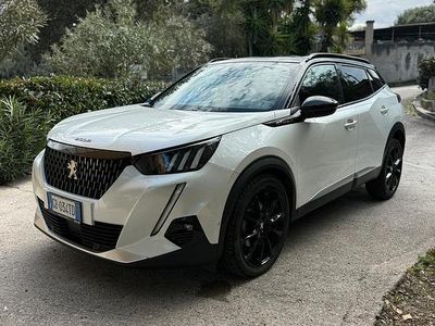 Usata Peugeot 2008 GT-line 131 CV (96 kW) 2019 Bianco SUV