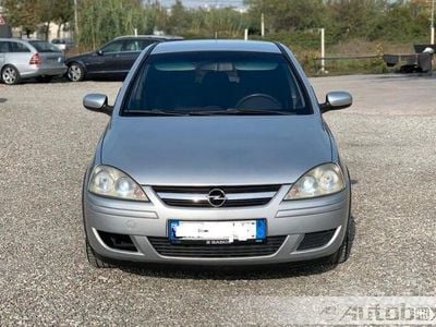 Usata Opel Corsa 80 CV (58 kW) 2004 Grigio Utilitaria