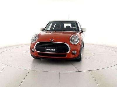 Usata Mini Cooper D 116 CV (85 kW) 2018 Arancione Utilitaria