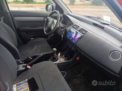 Usata Suzuki Swift 92 CV (67 kW) 2005 Utilitaria