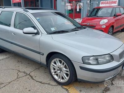 Usata Volvo V70 2000 Grigio Station wagon