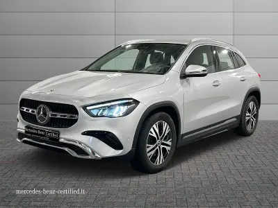 Usata Mercedes GLA180 Advanced 116 CV (85 kW) 2023 Argento metallizzato SUV