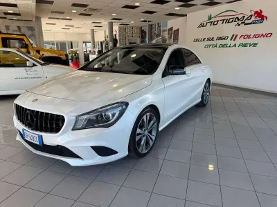 Usata Mercedes CLA220 Premium 170 CV (125 kW) 2013 Bianco Berlina