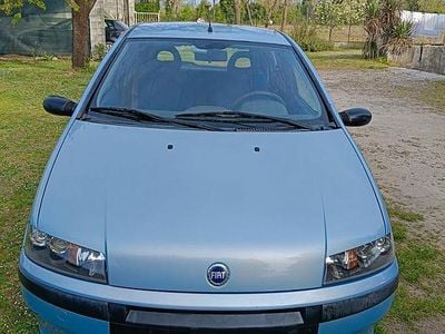 Usata Fiat Punto 60 CV (44 kW) 2000 Utilitaria