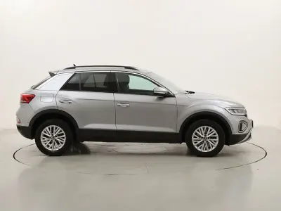 Usata VW T-Roc Life 150 CV (110 kW) 2023 SUV