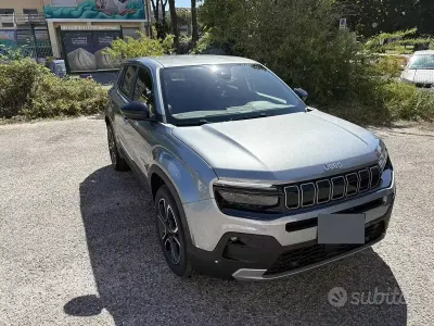 Nuova Jeep Avenger Summit 101 CV (74 kW) 2026 Grigio SUV