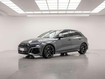Usata Audi RS3 Ambiente 400 CV (294 kW) 2024 Grigio daytona Berlina