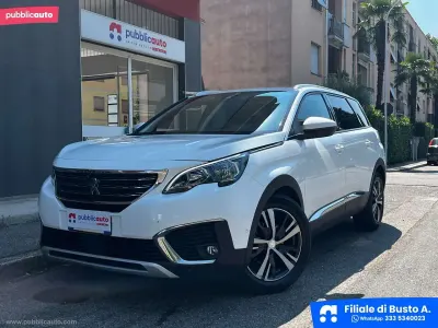 Usata Peugeot 5008 Allure 131 CV (96 kW) 2019 Bianco SUV