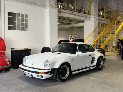 Usata Porsche 911 Turbo 300 CV (220 kW) 1983 Bianco Coupé