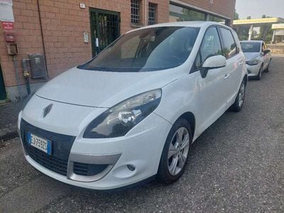 Usata Renault Scénic III Luxe 110 CV (80 kW) 2011 Bianco Monovolume