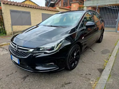 Occasion Opel Astra Cosmo 160 ch (117 kW) 2018 Noir Break