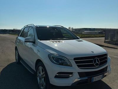 Usata Mercedes ML250 204 CV (150 kW) 2015 Bianco SUV