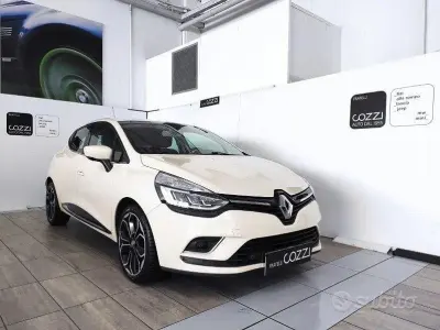 Usata Renault Clio IV 90 CV (66 kW) 2018 Giallo Berlina