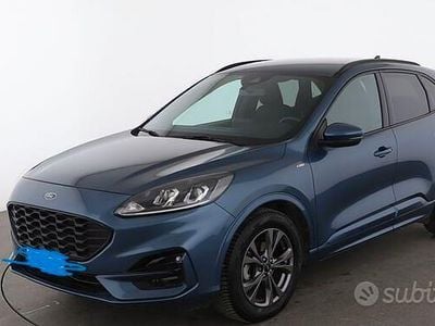 Usata Ford Kuga ST-Line 120 CV (88 kW) 2022 Blu SUV