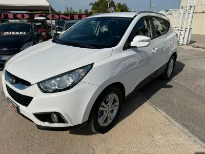Usado Hyundai ix35 Classic 115 HP (84 kW) 2012 Branco SUV