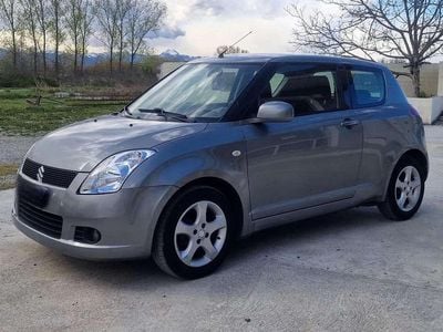 Usata Suzuki Swift GL 91 CV (66 kW) 2006 Argento Utilitaria