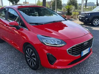 Usata Ford Fiesta Titanium 75 CV (55 kW) 2023 Rosso Utilitaria