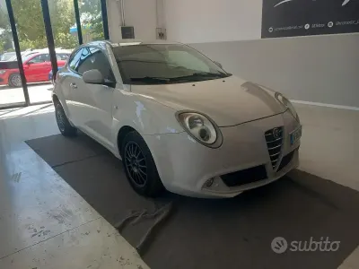 Usata Alfa Romeo MiTo Distinctive 77 CV (56 kW) 2011 Bianco Utilitaria