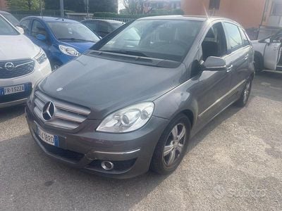 Usata Mercedes B150 95 CV (69 kW) 2008 Grigio Monovolume