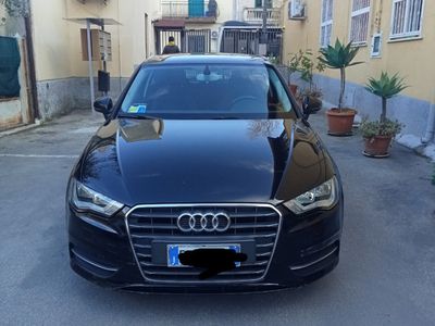 usata Audi A3 16TDI young edition 105 cv