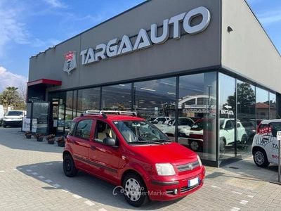 Usata Fiat Panda Dynamic 69 CV (50 kW) 2011 Rosso Utilitaria