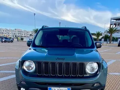 Usata Jeep Renegade Trailhawk 170 CV (125 kW) 2016 SUV