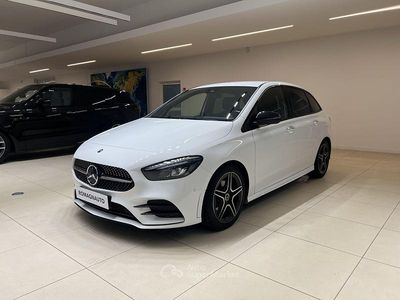 Gebraucht Mercedes B180 AMG line 116 PS (85 kW) 2020 Weiß Van / Kleinbus