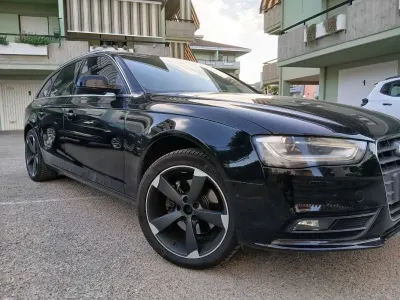 Usata Audi A4 Advanced Plus 143 CV (105 kW) 2012 Nero Station wagon
