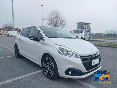 Usata Peugeot 208 GT-line 102 CV (75 kW) 2019 Perla Utilitaria