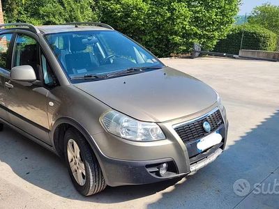 Usata Fiat Sedici Dynamic 120 CV (88 kW) 2006 SUV