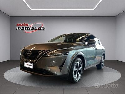 Usado Nissan Qashqai N-Connecta 190 HP (139 kW) 2023 Cinzento SUV