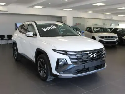 Nuova Hyundai Tucson 136 CV (100 kW) 2026 Atlas white SUV