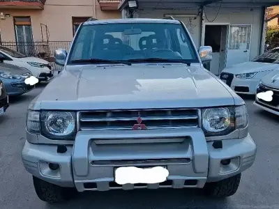 Usata Mitsubishi Pajero