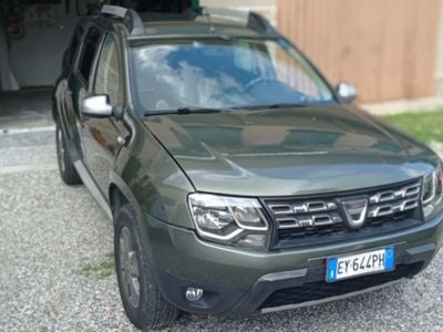 Usata Dacia Duster 105 CV (77 kW) 2015 Verde SUV