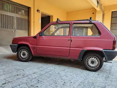 Usata Fiat Panda Young 54 CV (39 kW) 2002 Rosso Berlina