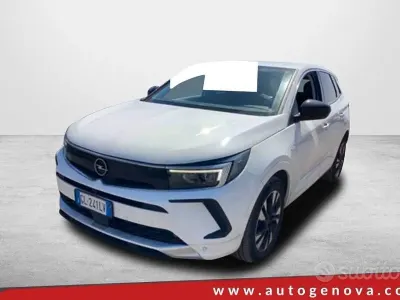 Usata Opel Grandland X Business Elegance 131 CV (96 kW) 2022 Bianco SUV