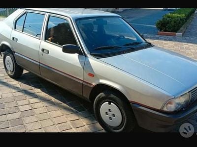 Usata Alfa Romeo 33 Quadrifoglio 118 CV (86 kW) 1984 Berlina