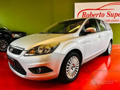 Brugt Ford Focus Titanium 109 HK (80 kW) 2010 Grå Stationcar
