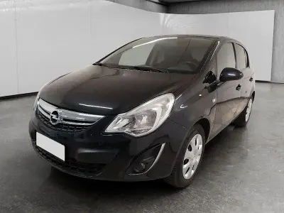 Usado Opel Corsa Sport 85 HP (62 kW) 2013 Preto Sedan