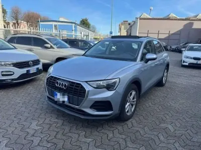 Usata Audi Q3 Business 150 CV (110 kW) 2019 Argento SUV
