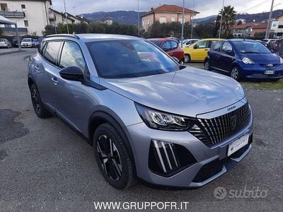 Usata Peugeot 2008 Allure 102 CV (75 kW) 2025 Grigio SUV
