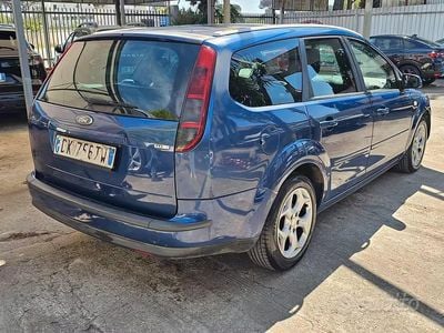 Begagnad Ford Focus 90 HK (66 kW) 2007 Kombi