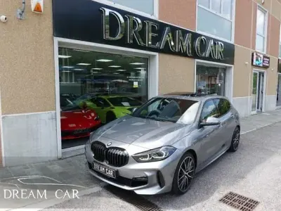 Usata BMW 120 M Sport 190 CV (139 kW) 2020 Grigio metallizzato Utilitaria
