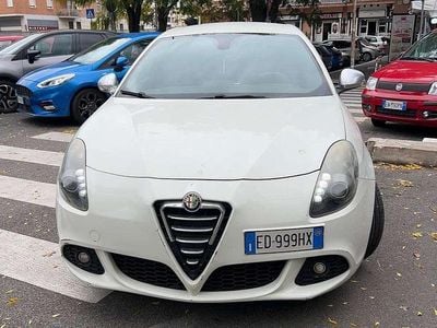 Usata Alfa Romeo Giulietta Progression 170 CV (125 kW) 2010 Bianco Utilitaria